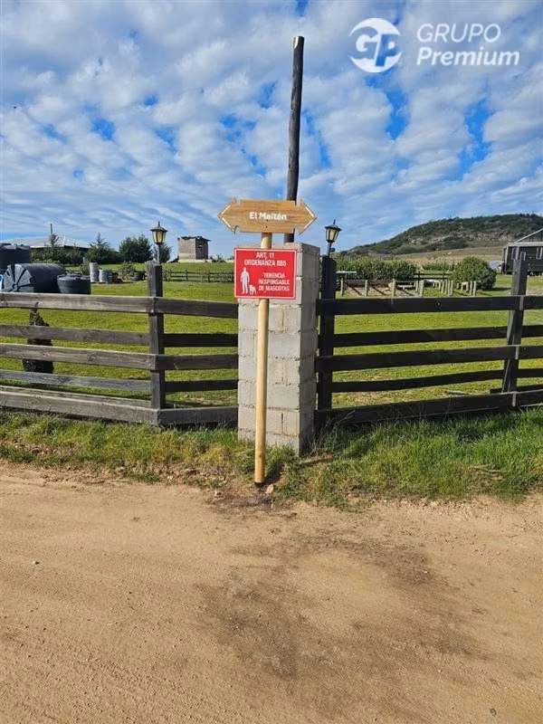 Parcela con amplia cabaña en venta en Litueche