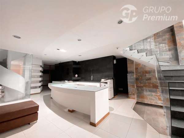 Oficina en venta en Recoleta