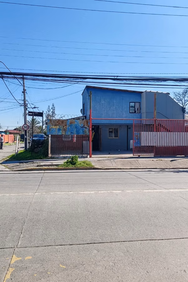 Galpón techado con casa en terreno 290 m² – Maipú