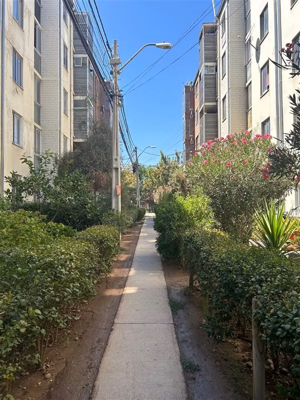 Departamento en venta de 2 dorm. en La Cisterna