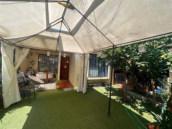 Casa en venta de 3 dorm. en Pudahuel