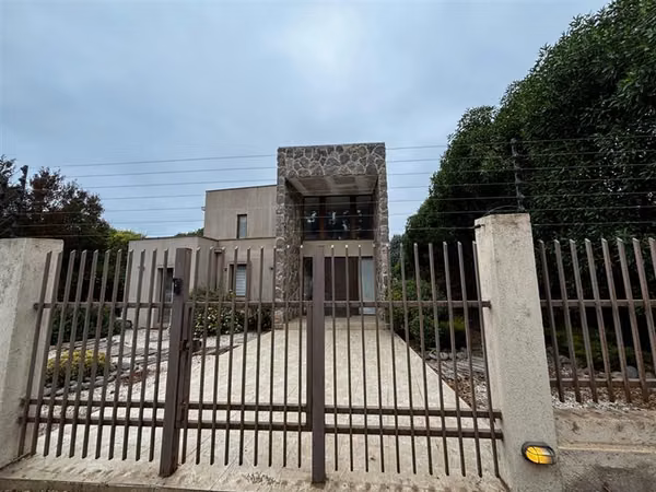 Casa en venta de 4 dorm. en Viña del Mar