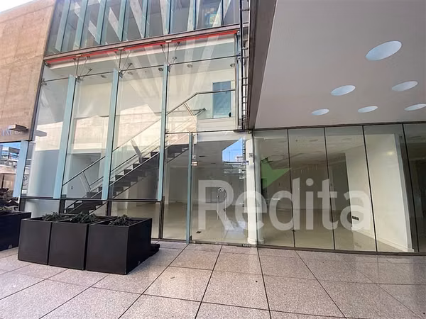 Local comercial 340m2 gran ubicación Escuela Militar