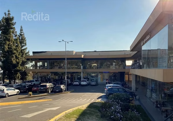 Local comercial 1er Piso 103,8m2 San Carlos de Apoquindo