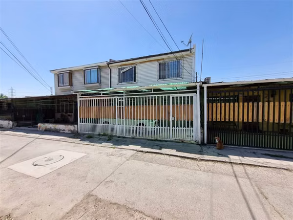 Casa en venta de 5 dorm. en Pedro Aguirre Cerda