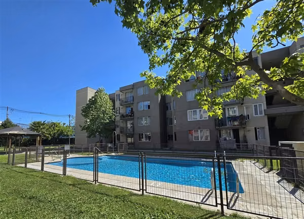 Departamento en venta de 3 dorm. 2b y Estac. en Maipú
