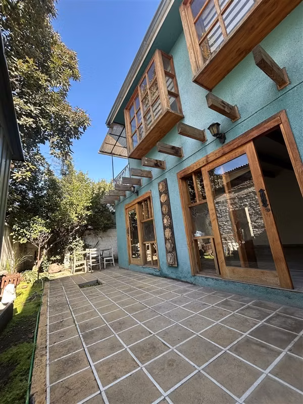Increíble OPORTUNIDAD Casa en venta 4 dorm. en Independencia
