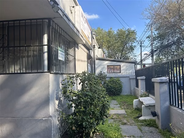 Casa en venta de 4 dorm. en Ñuñoa