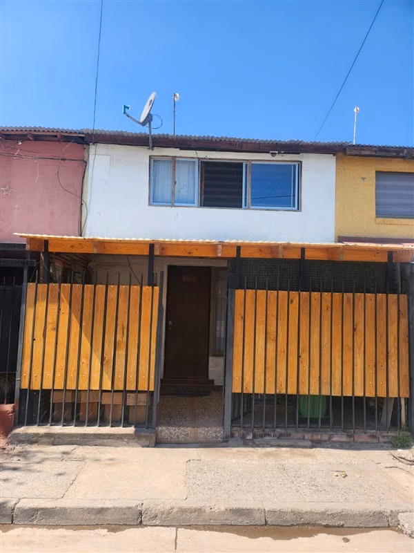 Casa en venta en Puente Alto, Ampliada y Regularizada