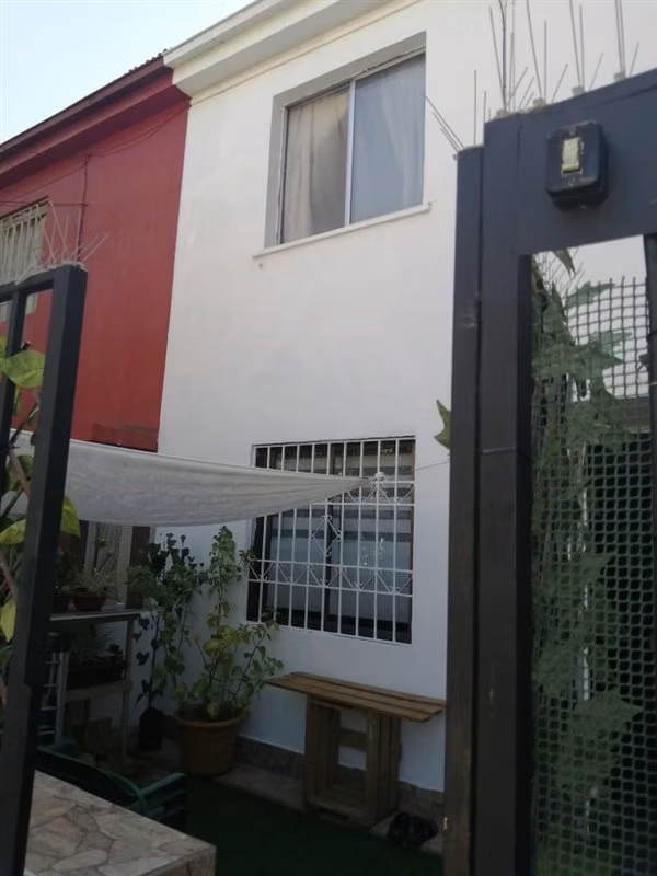 Casa en venta de 3 dorm. en Independencia