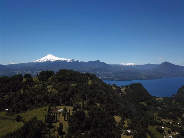 Vende 46 há 640 mt de borde lago Pullinque, Reg. de los Rios