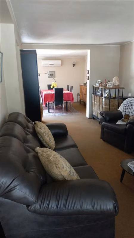 Casa en venta de 4 dorm. en Macul