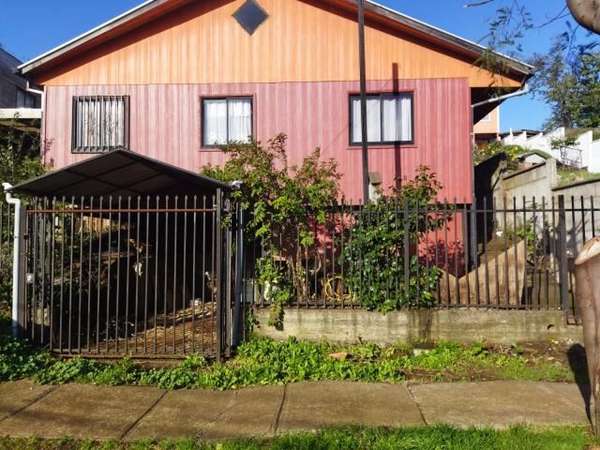 Casa en venta de 3 dorm. en Temuco