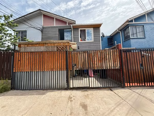 Casa en venta de 4 dorm. en Quilicura