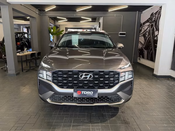 Hyundai Santa Fe Value 4x4 (Pie desde $8.000.000)