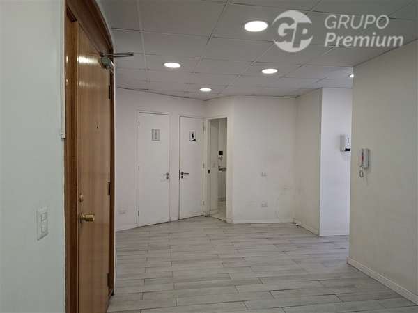 Oficina en venta en Santiago conexión directa Metro Uchile