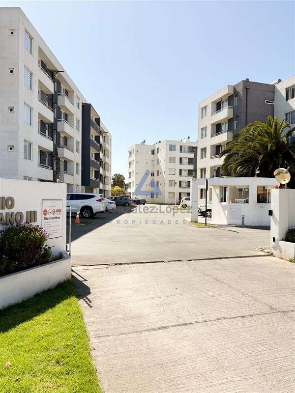 Oportunidad: Dpto 3D1B Amoblado en Puertas del Mar UF 2.200
