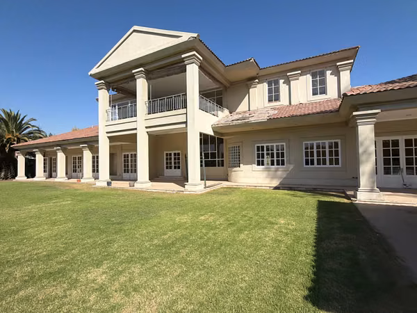 ARRIENDO CHICUREO