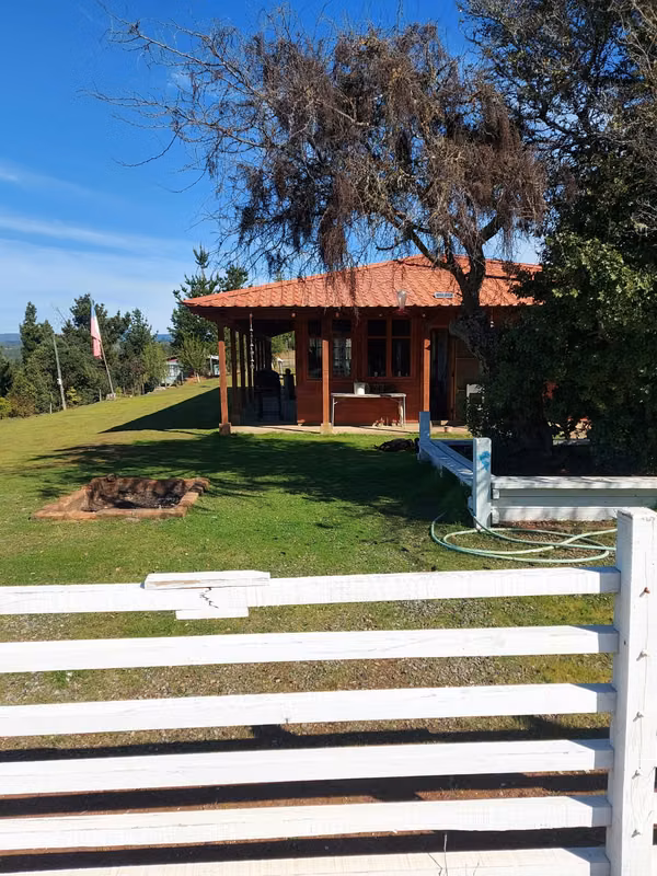 SE VENDE CASA, FLORIDA, AMPLIO TERRENO 10.000m2