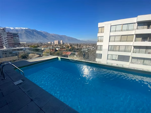 Departamento en venta de 4 dorm. en Las Condes