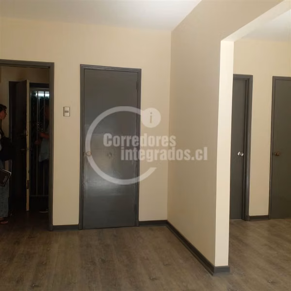 Departamento en venta de 1 dorm. metro U de Chile
