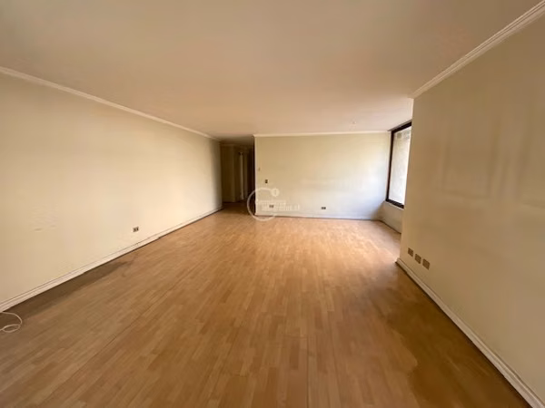 Departamento en venta de 4 dorm. en Las Condes