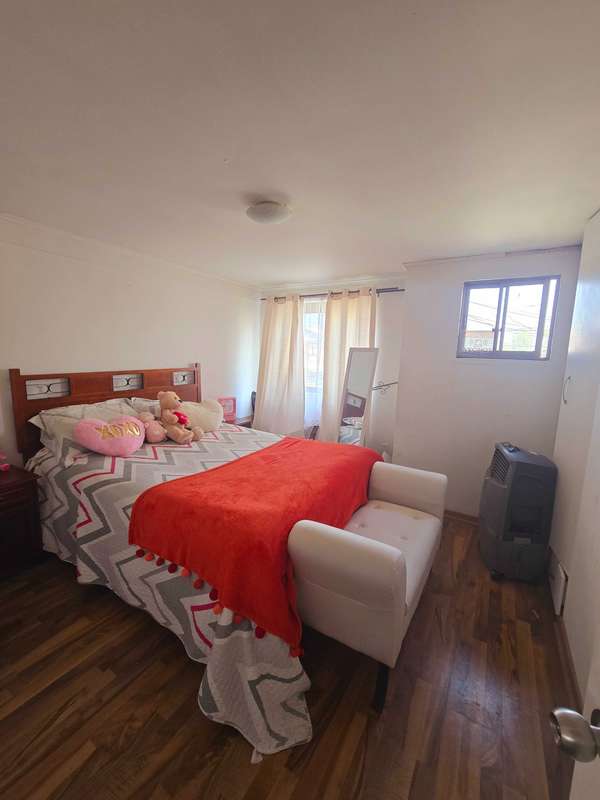 ¡Oportunidad única! Casa de 2 pisos  (154166)