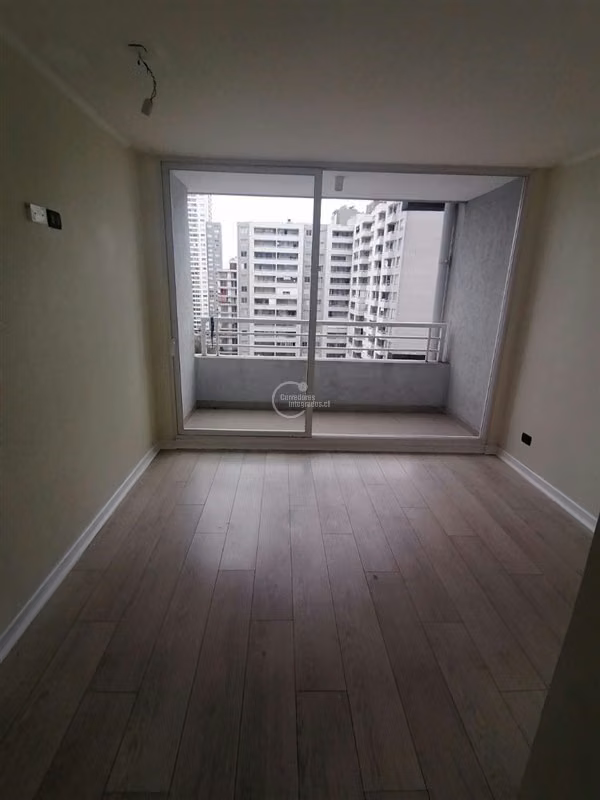 Departamento en venta de 3 dorm. en Estación Central