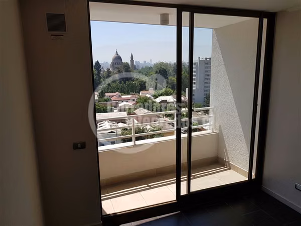 Depto. venta de 2 dorm.1 baño , Est y bd . Quinta Normal