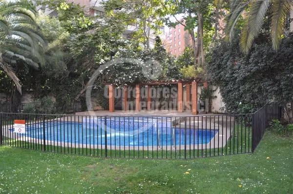 Depto venta 3 dorm en Providencia Precioso jardín