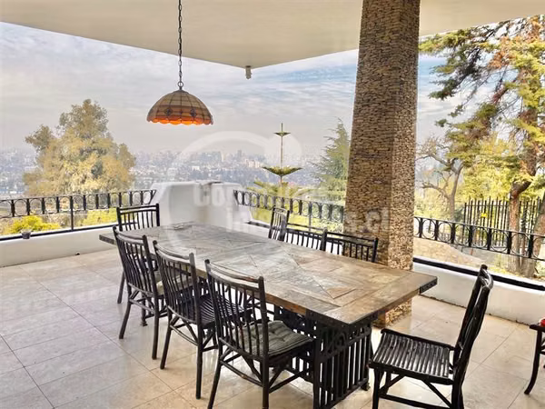 Gran Casa venta 6 dorm Lo Curro
