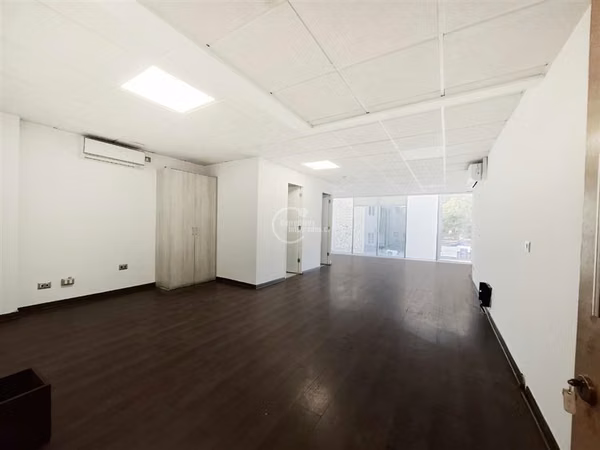 Oficinas en arriendo en Providencia, Metro Manuel Montt