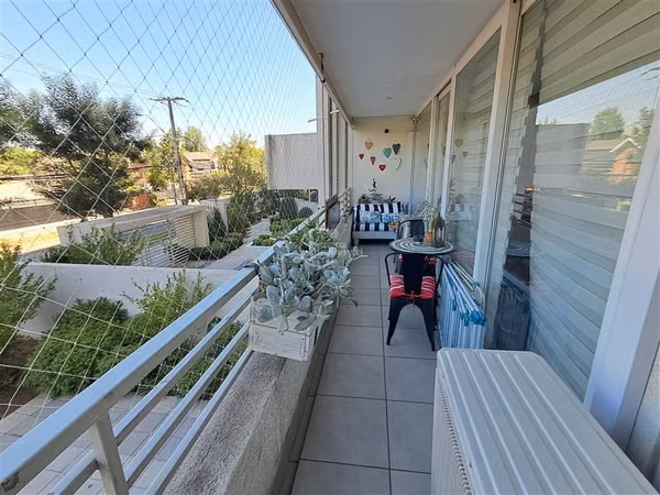 UF 7.900 Depto venta de 3 D. 2 B - 2 Est 1 Bodega La Reina