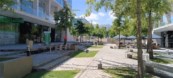 Local Comercial en arriendo en Lo Barnechea