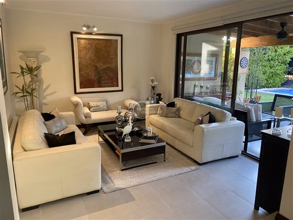 Casa en venta condominio, 4 dormitorios, Chicureo Colina