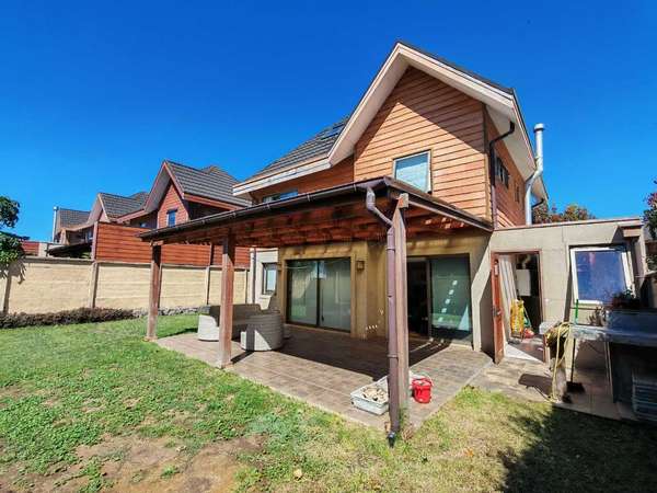 Venta Casa 3D 3B + 1B 1D S colegio Aleman (154437)