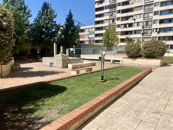 Departamento venta de 2 dorm. en Santiago Parque Los Reyes