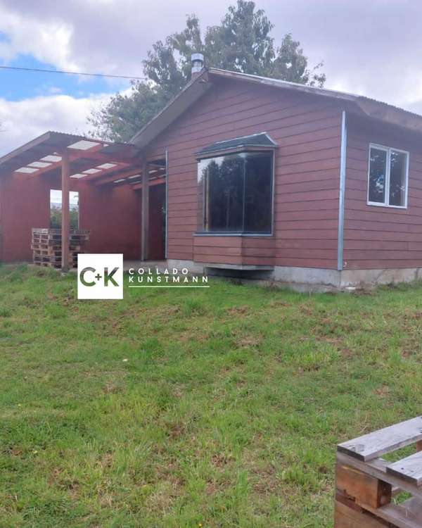 Venta de casa con terreno.  (154913)