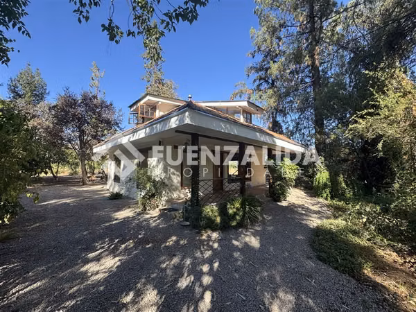 Casa en arriendo de 3 dorm. en Pirque