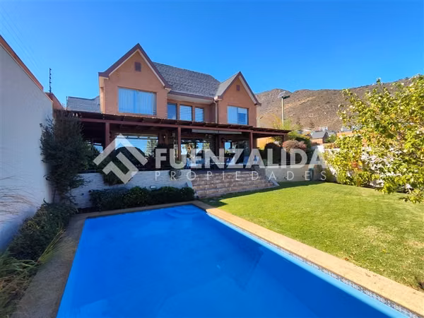 Casa en venta de 5 dorm.Condominio, San Carlos de Apoquindo
