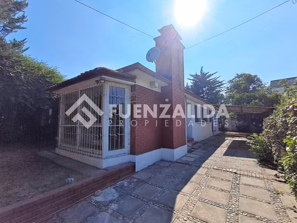 Casa en venta de 4 dorm. en Las Condes