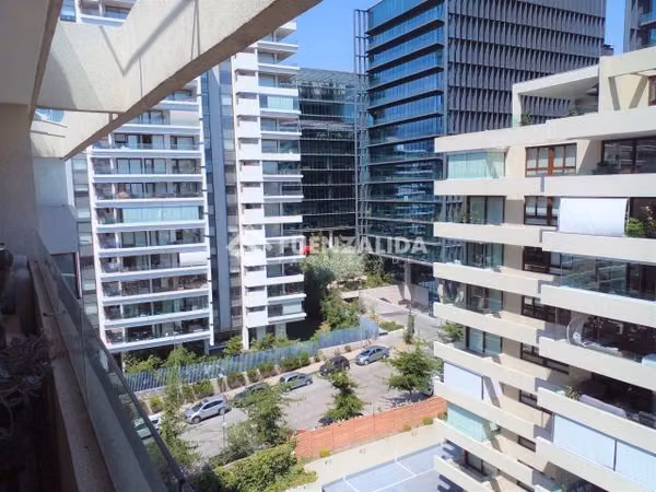 Departamento en venta de 2 dorm. en Vitacura