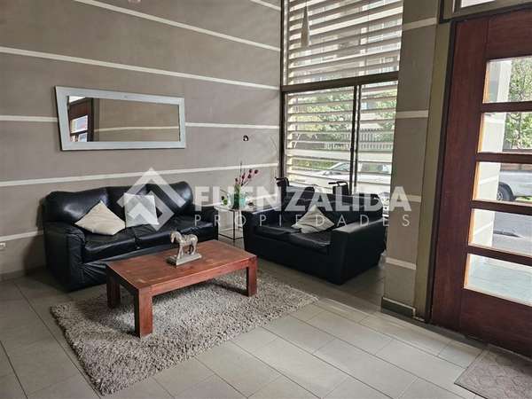 OPORTUNIDAD Dpto. 2 dorm. Estac y Bodega Metro Sta Lucia
