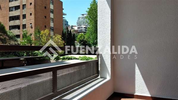 Departamento en venta de 3d 2b en El Golf