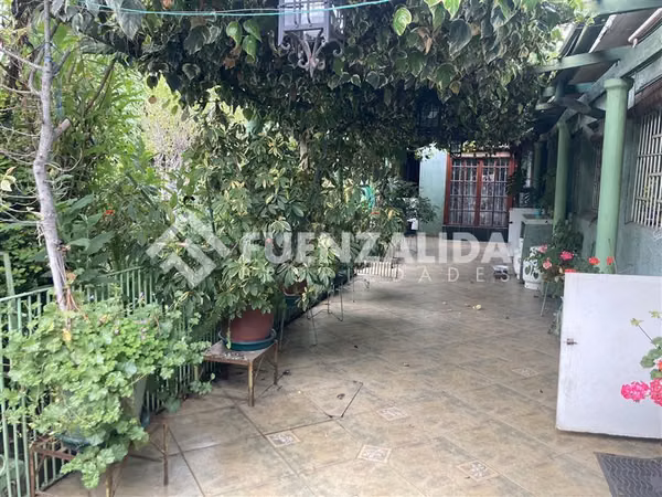 Casa en venta de 3 dorm. en San Joaquín
