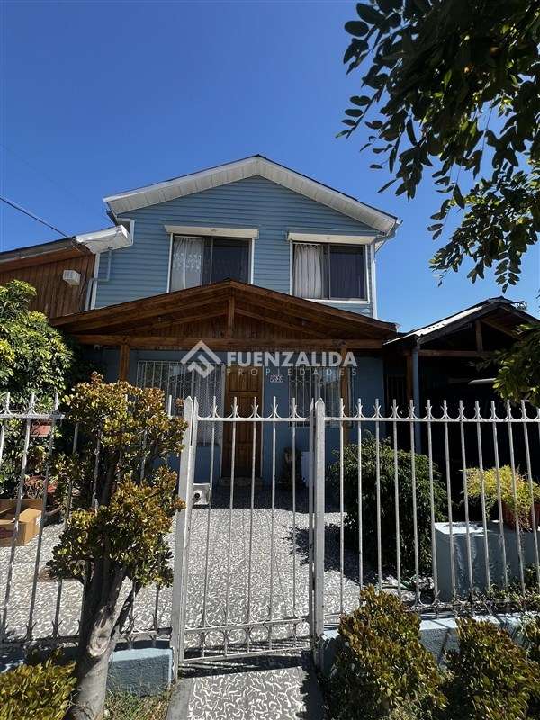 Casa en venta de 4 dorm. en Maipú