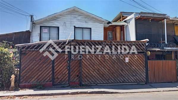 Casa en venta de 7 dorm. en Maipú
