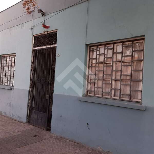 Casa en venta de 5 dorm. en Santiago