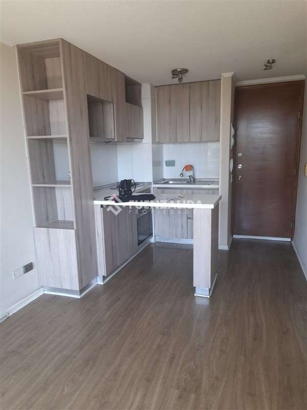 Depto venta 1 dorm. en tranquilo Edificio Estación Central