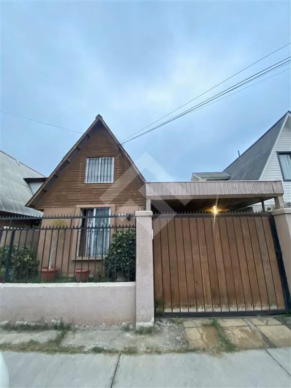 Casa en venta de 3 dorm. en Maipú
